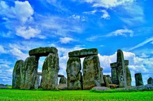 stonehenge-101801_640