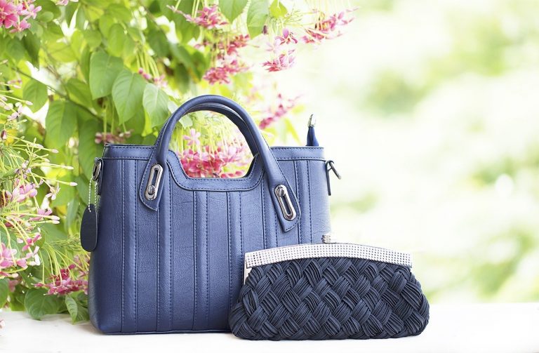 8 Must-have accessories for women that you should include in your wardrobe