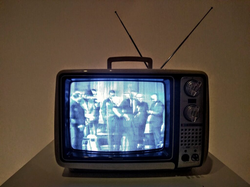 Dutch Entertainment Trends: Why More People Are Choosing IPTV